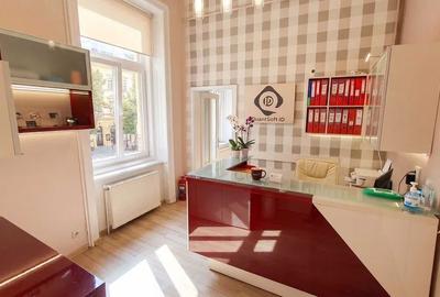 Apartament cu 3 camere semidecomandat în Central