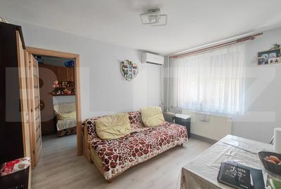 Apartament cu 2 camere semidecomandat, mobilat în Rogerius