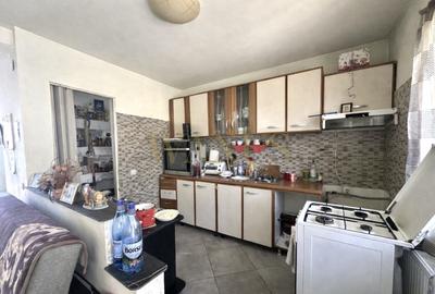Casa individuala , 4 camere, 500 mp teren , Floresti - 3
