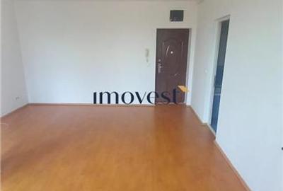 De inchiriat:Apartament gol  cu 2 camere in zona Centrala - 2