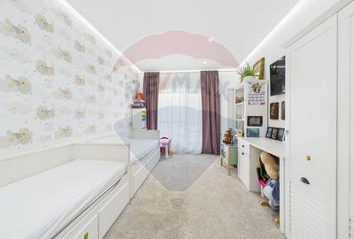Apartament de vanzare - 3 camere 102mp + Terasa cu foisor 45mp - 11