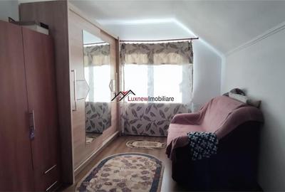 Comision 0%! Locul unde confortul devine acasa! Casa insiruita spatioasa zona Fl - 8