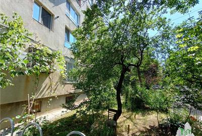 Apartament modern cu 4 camere, intr-un bloc reabilitat cu SU de 75mp, parter/4, - 21