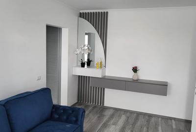 De inchiriat apartament cu 2 camere la Papadie, etaj 3, renovat, 550 E - 2