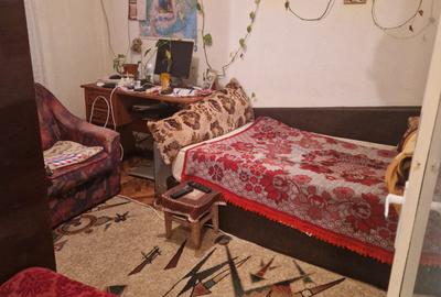 Apartament 3 camere zona Bulevard /Pasapoarte , etaj 4 cu sarpanta - 4