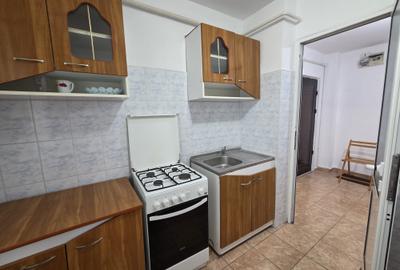 Apartament de inchiriat, 3 camere, decomandat, 60 mp, Dacia - 12