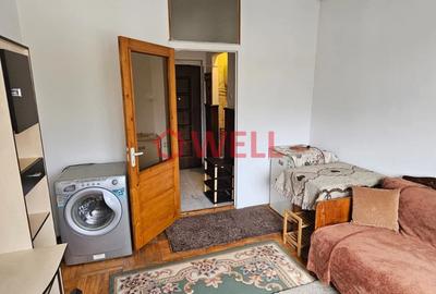 GARSONIERĂ DE ÎNCHIRIAT ÎN CARTIERUL 7 NOIEMBRIE - 4