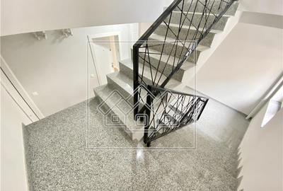 Penthouse 2 camere, bucatarie separata,balcon - mobilat si utilat - 13