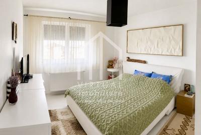 Apartament cu 3 camere semidecomandat, mobilat în Hipodrom 3