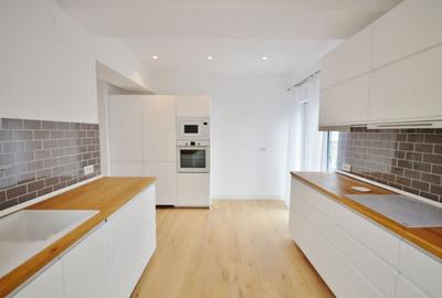 CEL MAI BUN APARTAMENT DIN PIATA VICTORIEI || BLOC NOU || 3 CAMERE - 9