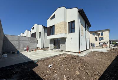 Casa Vila P+1+M - 4