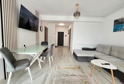 Apartament cu 2 camere decomandat, mobilat în Tractorul