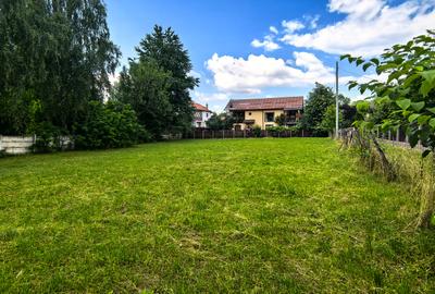Teren Breaza , masa de biliard , 2800Mp - zona centrala - 2