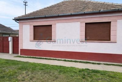 Casă individuală cu 3 camere în Gepiu