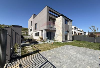 Vila de inchiriat in Voronet. Prima inchiriere, 5 camere. - 2