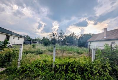 Teren Construcții intravilan de 439 mp, în Micești