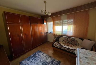 De inchiriat: Apartament cu 4 camare in zona Centrala - 8