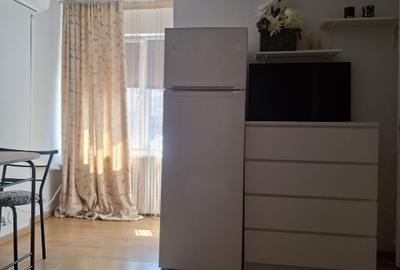 Casă individuală cu 1 camere în Casa de Cultură