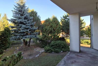 De vanzare  imobils ptr. louit/ servicii medicale- zona Unirii - 7