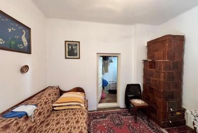 Casă +Teren Rm. Vâlcea str. N. Bălcescu - 7