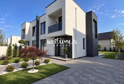 Duplex cu 4 camere în Sânpetru