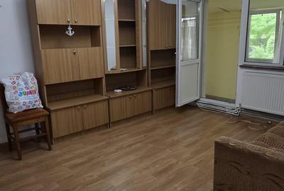Mircea cel Batran, 2 camere sd, parter cu balcon, 69000euro neg - 1