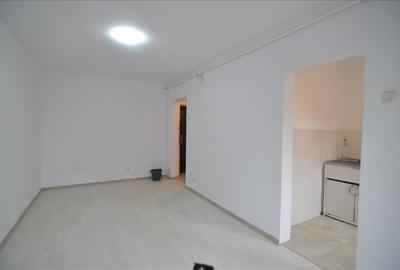 Vanzare garsoniera etajul 2 Bartolomeu - Str. Lanii - 3