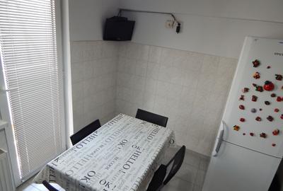 AP. 2 CAMERE- P-TA SUDULUI, BLOC REABILITAT, PARCARE, METROU 8 MN - 4