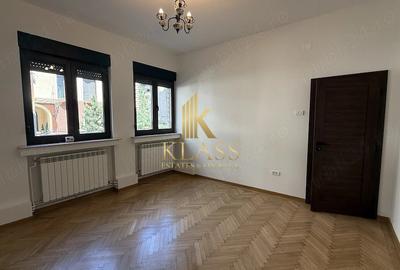 Apartament de inchiriat cu 3 camere  Batistei - spatiu comercial, birouri - 3