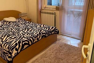 Apartament cu 3 camere semidecomandat, mobilat în Gară