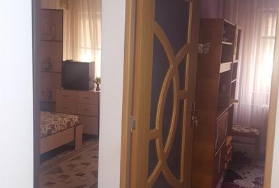3 cam decomandat Girocului Spital Judetean  aproape de Complex - 4
