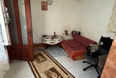 Casa 82mp utili 3 cam, teren 239mp C.Galati - Plantelor, in spatele Scolii 18 - 13