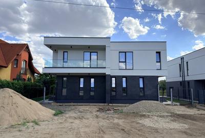 Duplex cu 4 camere în Dumbrăvița