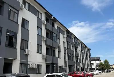 Garsonieră decomandată, mobilată în Roșu
