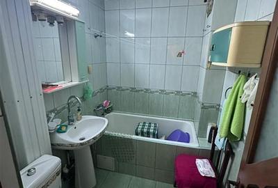 Apartament 3 camere decomandat Piata Nicolina - 2