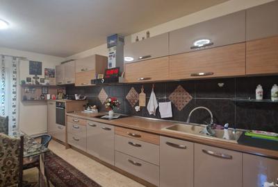 Valu lui Traian- Vila P+1, 4 camere, garaj, terasa, teren 716mp-260.000e neg - 43