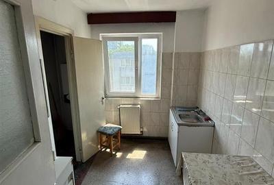 70mp - Apartament 3 camere cu pod deasupra Podu Ros zona Cotnari - 7