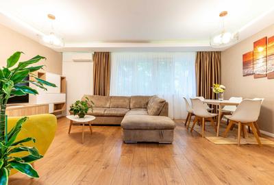Apartament cu 4 camere decomandat în Plopilor