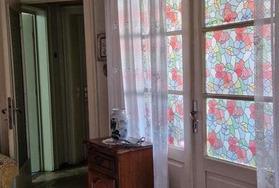 Vanzare camera + dependinte dintr-un apartament Armeneasca - 6