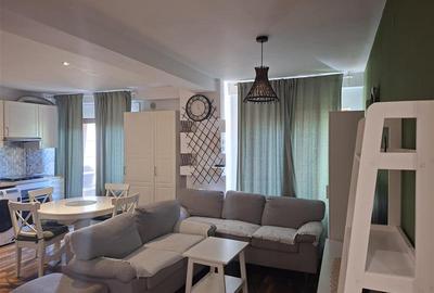 Apartament cu 3 camere decomandat în 9 Mai