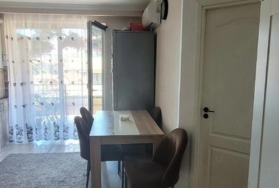 Apartament cu o camera, 34 mp, balcon, zona Florilor - 3