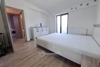 Garsonieră decomandată, mobilată în Cug