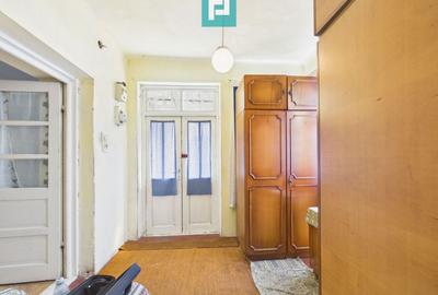 Casa în Cuvin la poalele dealului - 10