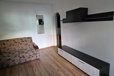 Apartament cu 2 camere nedecomandat în Tătărași