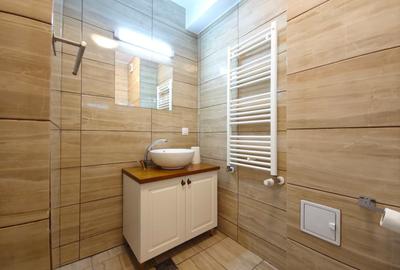 Spatiu birouri luminos, modern, cladire noua, parcare - 8
