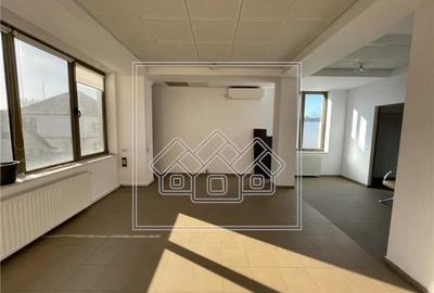Spatiu birouri 60 mp de inchiriat | Cladire moderna, Etaj 1 - 3