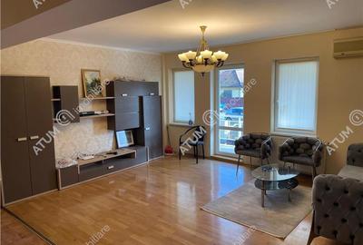 Apartament cu 4 camere decomandat, mobilat în Ștrand