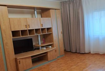 Apartament cu 3 camere decomandat în Timpuri Noi