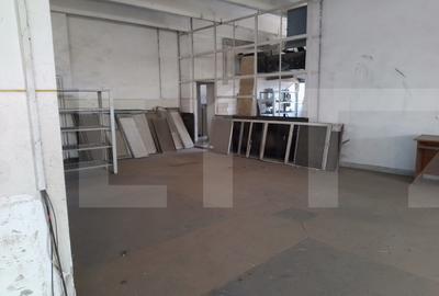 Apartament cu 15 camere decomandat în Buziașului