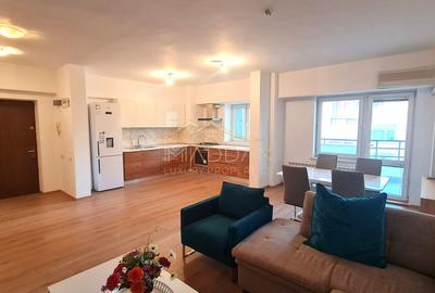 Apartament cu 3 camere decomandat, mobilat în Nordului